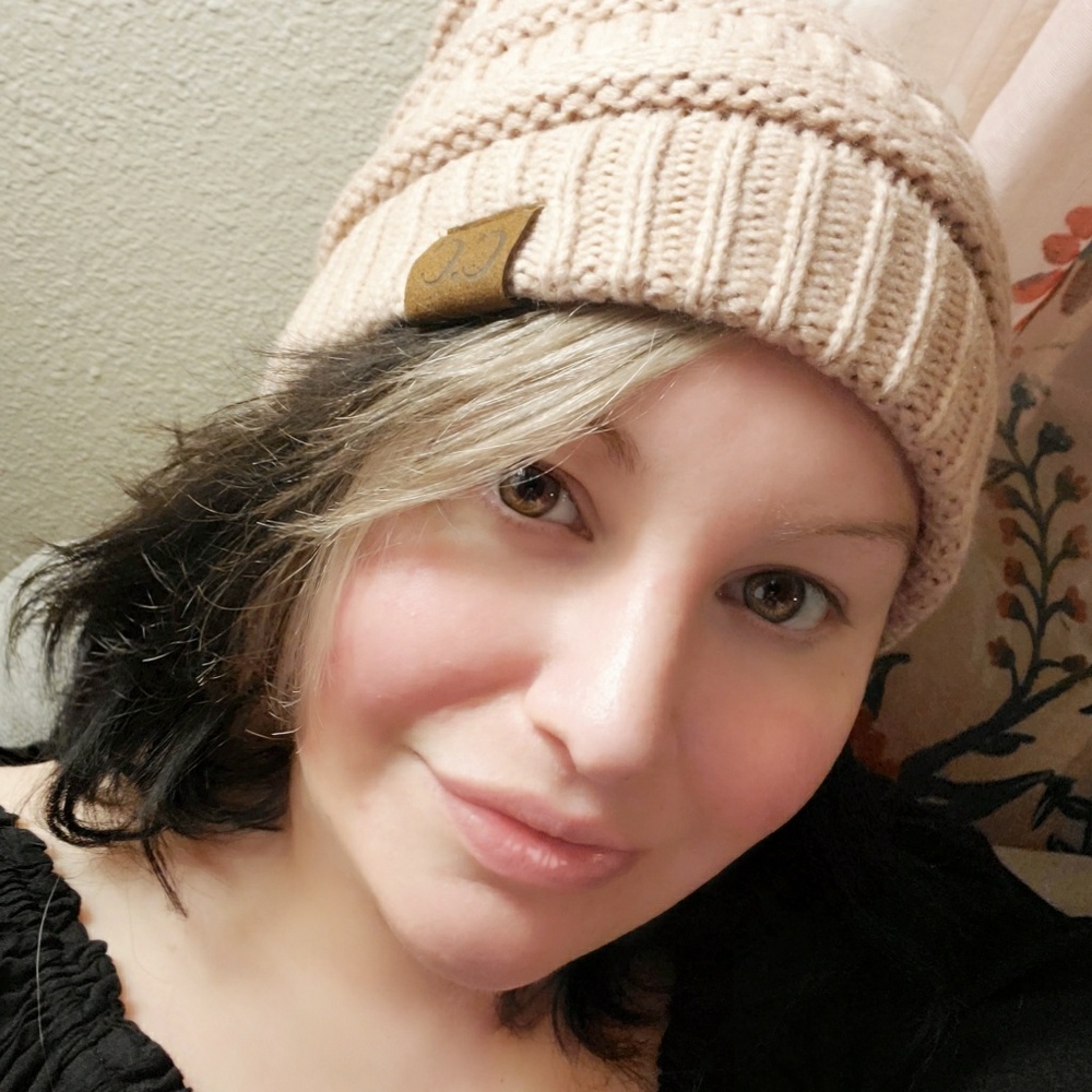 Meet your Posher, Amanda